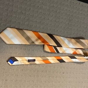TM Lewin tie